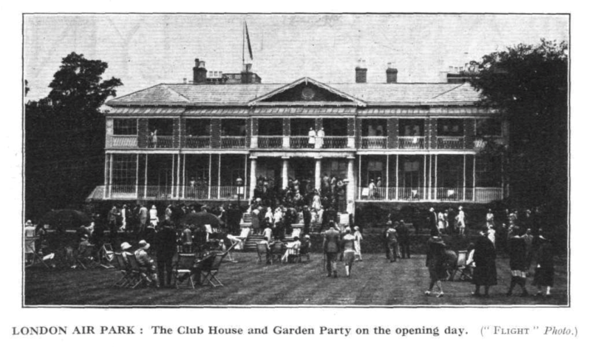 HANWORTH AIR PARK AND THE AVIATRICES