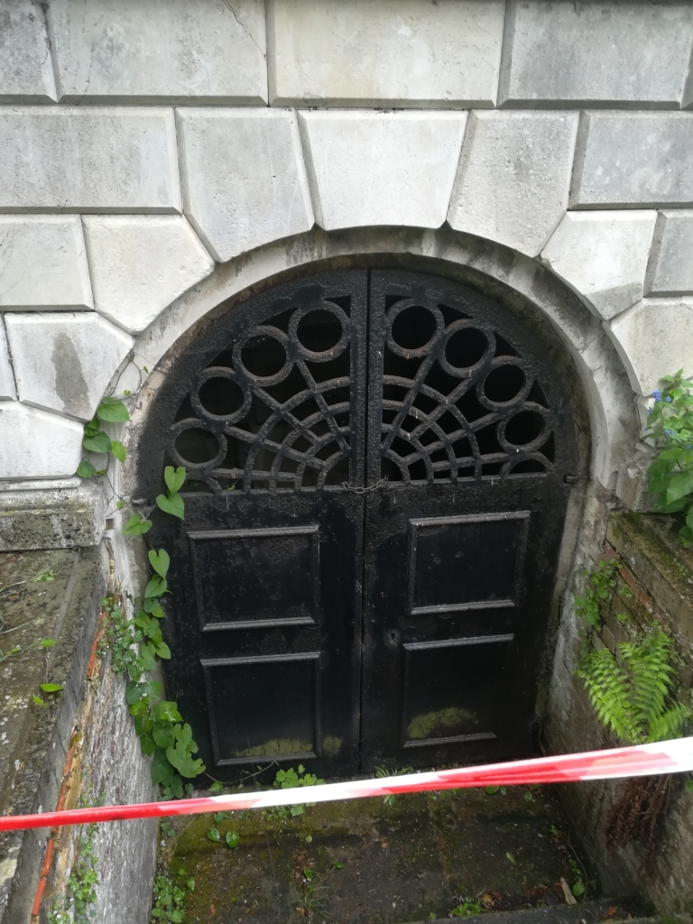 "Sir-Joseph-Bazalgette-Mausoleum-Entrance"
